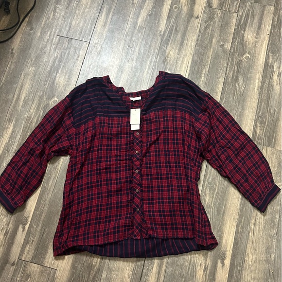 Stitch fix skies are blue button up top - Picture 1 of 4